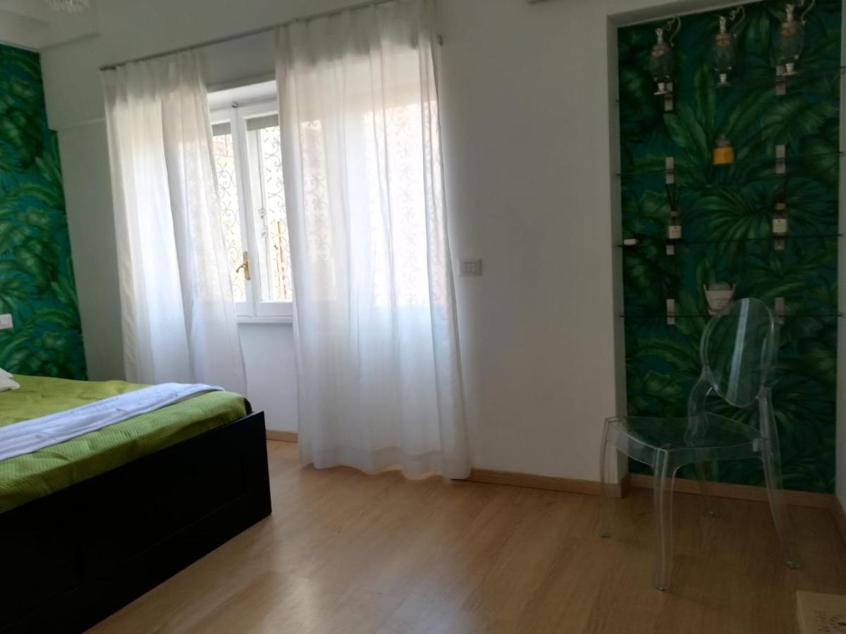 Vanity Apartment - 4 Bedrooms With 4 Bathrooms - Ac & Wifi Рим Экстерьер фото