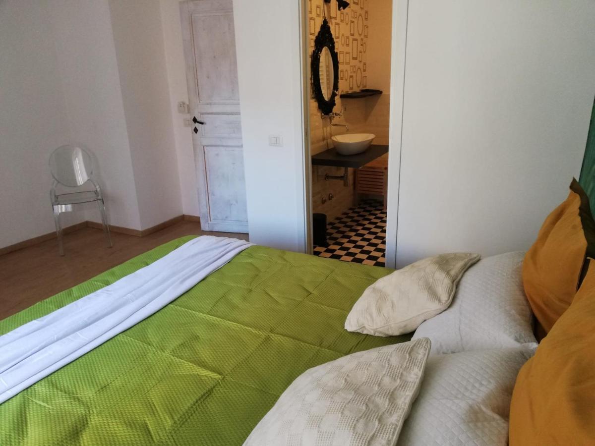 Vanity Apartment - 4 Bedrooms With 4 Bathrooms - Ac & Wifi Рим Экстерьер фото